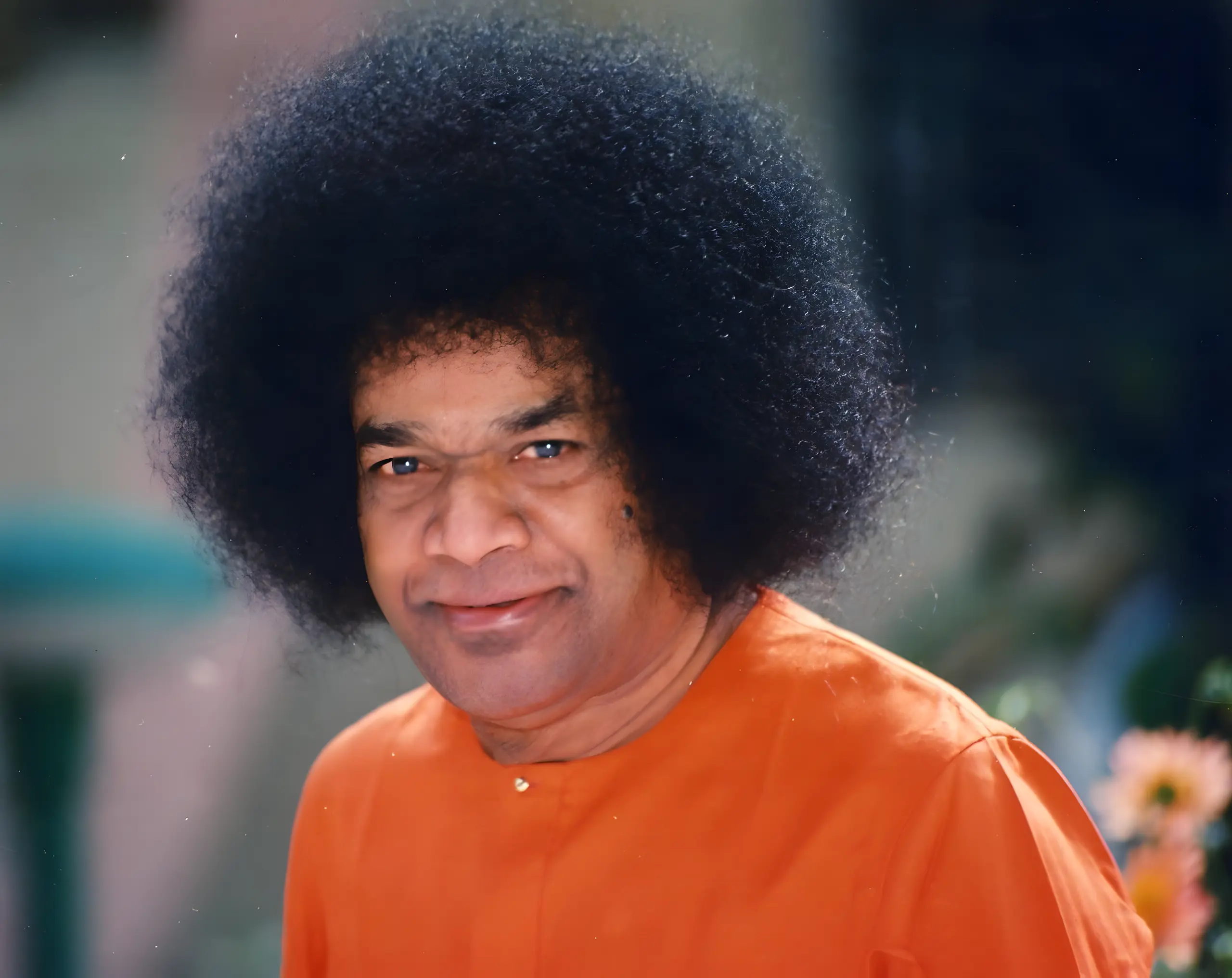 Bhagawan Sri Sathya Sai Baba's compassionate gaze
